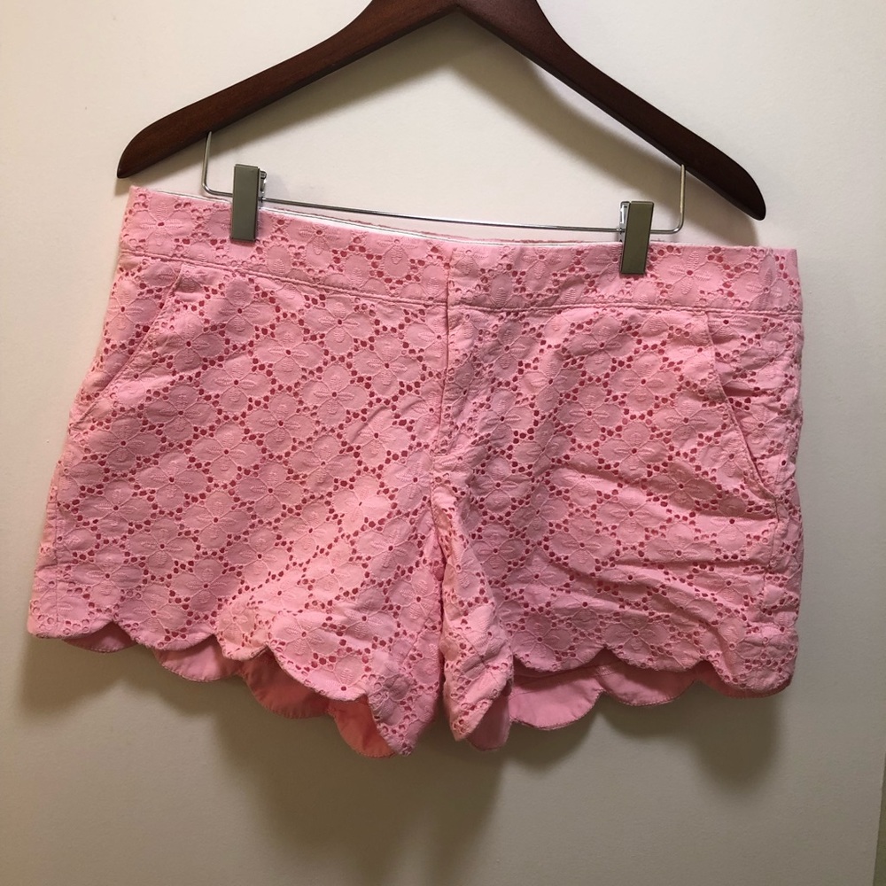 Lilly Pulitzer 5 INCH BUTTERCUP SCALLOP HEM SHORT